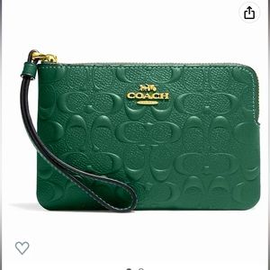 COACH WOMENS CORNER ZIP WRISTLET IN LEATHER 2961